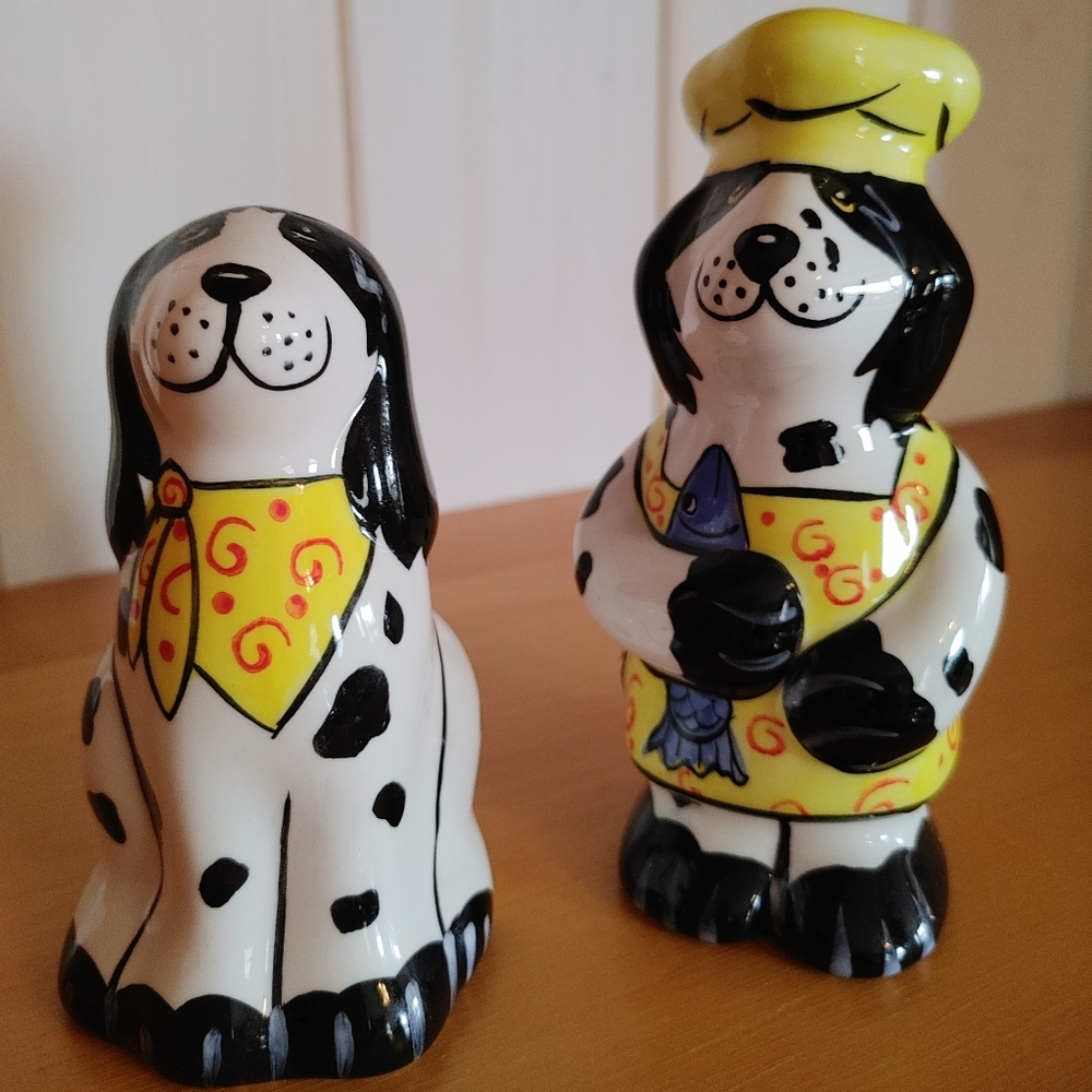 Doggie Salt and Pepper Shakers
